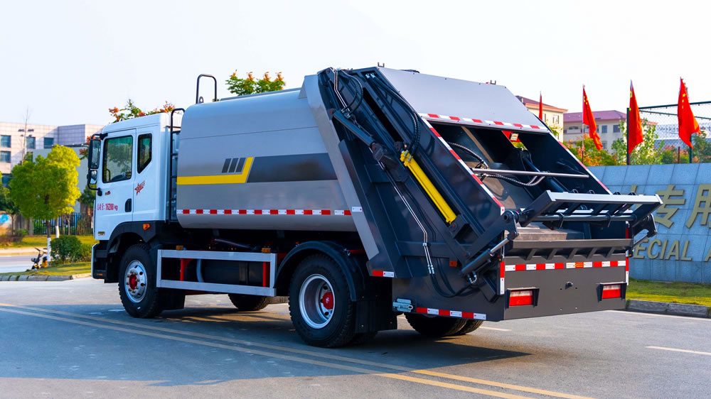 Dongfeng 13CBM 4×2 Compactor Garbage Truck